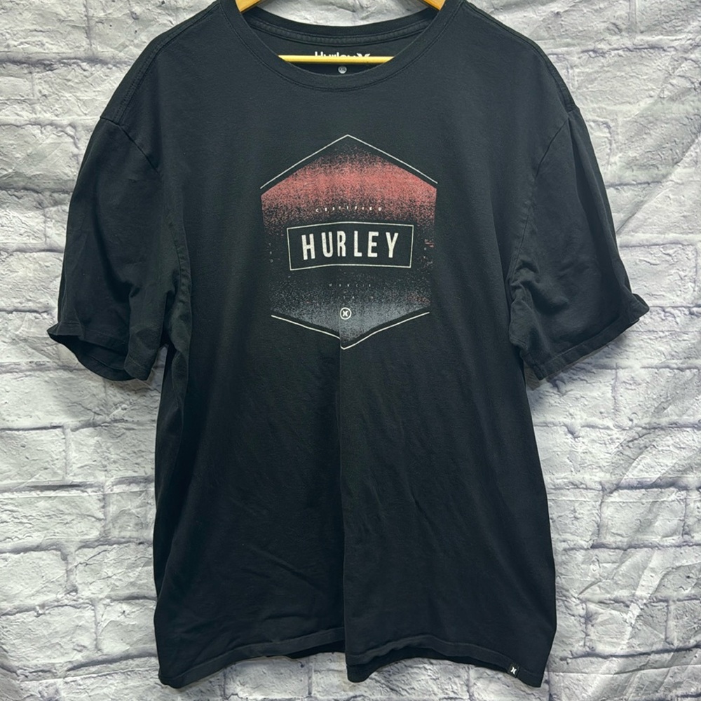 Hurley Black Men’s T Shirt XXL